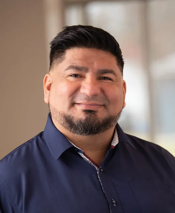 color headshot of David De Leon